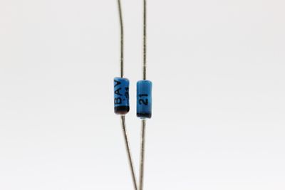 BAV21 DIODE NOS (ancien stock neuf) 1 pièce. C236U229F040414 | eBay