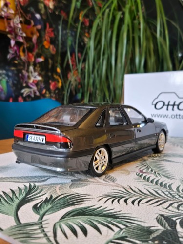 Renault Safrane bi-Turbo 1/18 0TT0 - Imagen 7 de 9