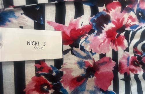 NWT LuLaRoe Nicki Sleeveless Pocket Dress Striped Floral ~ Size Small - See Pics - Picture 5 of 8