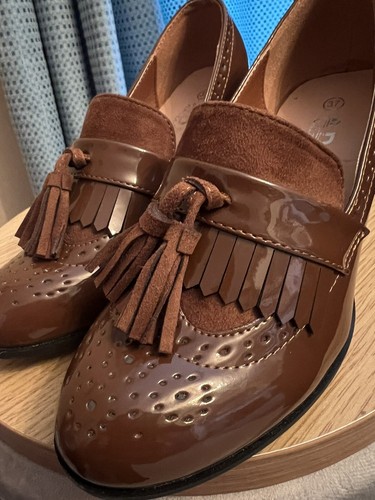 ADN Calzados Brown Women's Leather Heeled Loafer Tassals Size 4 .5 / EU37 - Picture 8 of 8