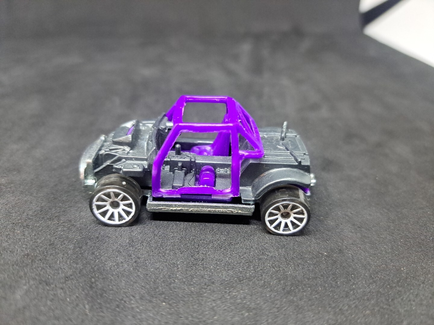 Picture 1 of 4