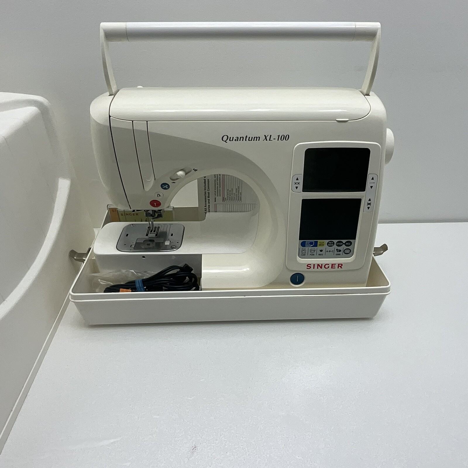 SINGER Quantum XL100 Sewing Machine w/ 4 Cards plus EXTRAS!!! eBay