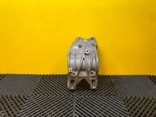 MERCEDES A CLASS W176 DRIVESHAFT HOUSING SUPPORT MOUNT BRACKET OEM A6512200131