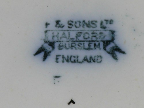 FLOW BLUE COVERED VEGETABLE - F & SONS - HALFORD **ANTIQUE - Picture 7 of 7