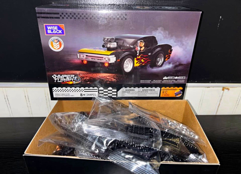 Wise Block Hyper Turbo Remote Controlled Car Blocks Set 344 pcs Age 8+ Boxed