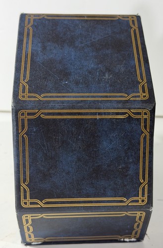 Tomorrowland 2025 Estuche Tesoro Bélgica Orbyz (con Caja Defectos) INCLUYE PULSERA - Imagen 5 de 9