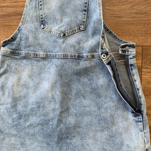 Forever 21 Overallkleid Größe M hellblau Denim verstellbar mit Taschen - Bild 2 von 10
