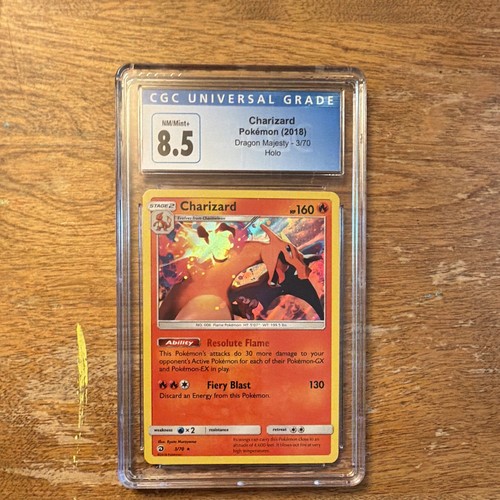 Pokémon TCG CGC 8.5 Charizard 3/70 Dragon Majesty Holo English 2018