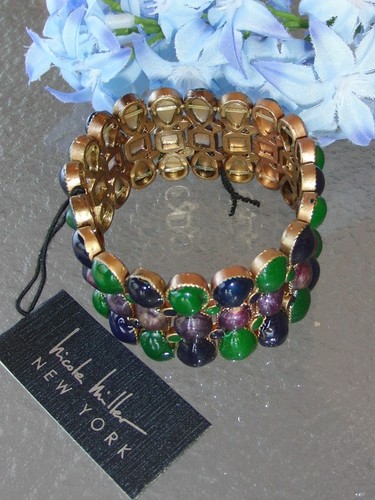 Pulsera Elástica Vintage Nicole Miller New York Tono Dorado Nuevo Precio de venta sugerido por el fabricante $76.00 - Imagen 2 de 3