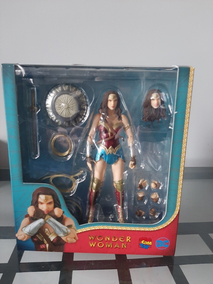 マフェックス MAFEX ワンダーウーマンWONDER WOMAN No.48 マフェックス MAFEX ワンダーウーマンWONDER WOMAN No.48 MAFEX
