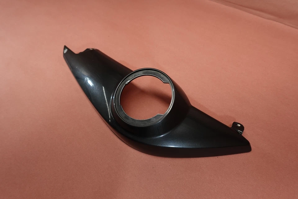 Carenado trasero derecho BMW F800 F800GT 2013-2016 46627678608 Foto 3 de 4