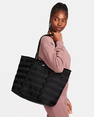 Nike Sportswear RPM Tote (26L) Black White Cord Zipper Bag Travel FJ0439 010 - Picture 2 of 8