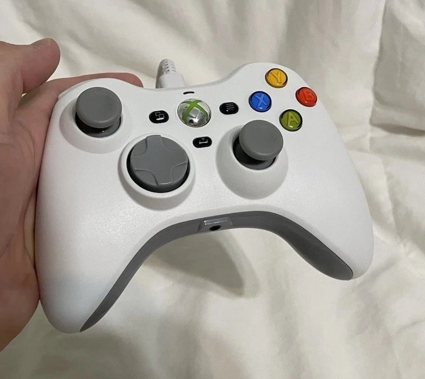 Officially licensed Xbox 360 Controller replica - White - Image 2 of 4