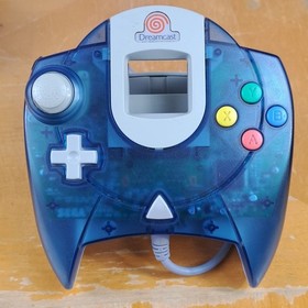 2 Vintage Sega Dreamcast OEM controllers White & Blue Ocean Clear # HKT-700 test