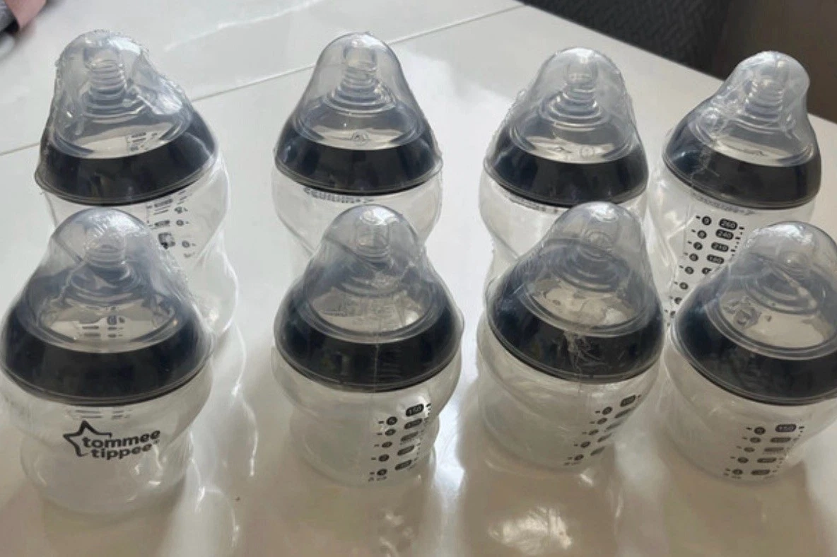 8x Tommee Tippee Selaed Bottles 150 Ml And 260 Ml