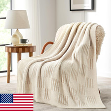 Snuggle Sac Cream Checkered Reversible Throw Blanket Faux Fur Microfiber 50x60