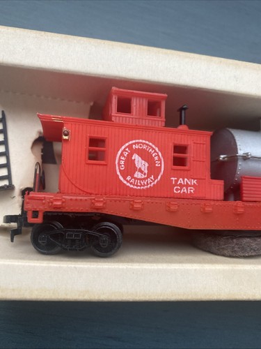 LIFE-LIKE Great Northern Railway Track Cleaning Tank Car HO Train Vintage-CL T20 - Picture 4 of 6