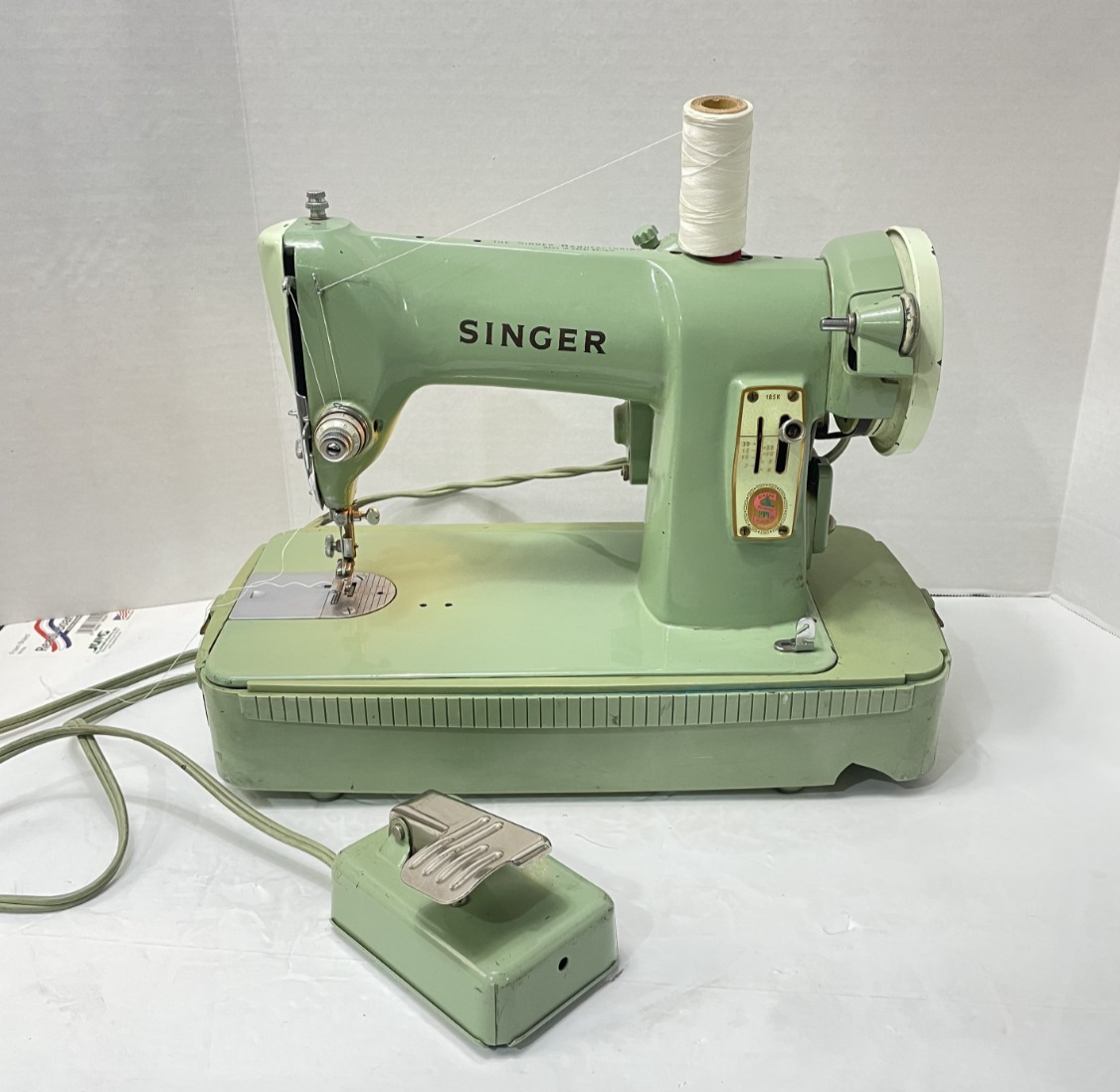 ^. .^　チーク色SINGER Amazon.com: SINGER Mercerized Cotton Hand Sewing Thread Pack - 24