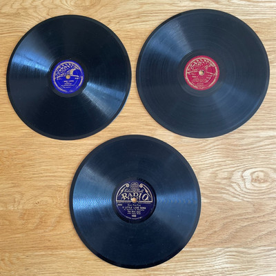 3 x 8'' Shellac records - Blue Jays, Tom Kinniburgh, Don Sesta & Gaucho Orchestra
