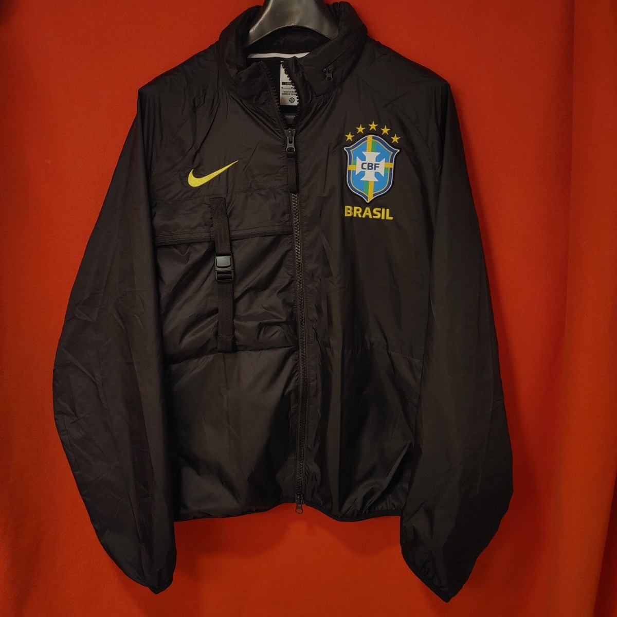 Nike soccerブラジル代表 nylon jacket M セレソン Nike soccerブラジル代表 nylon jacket M セレソン