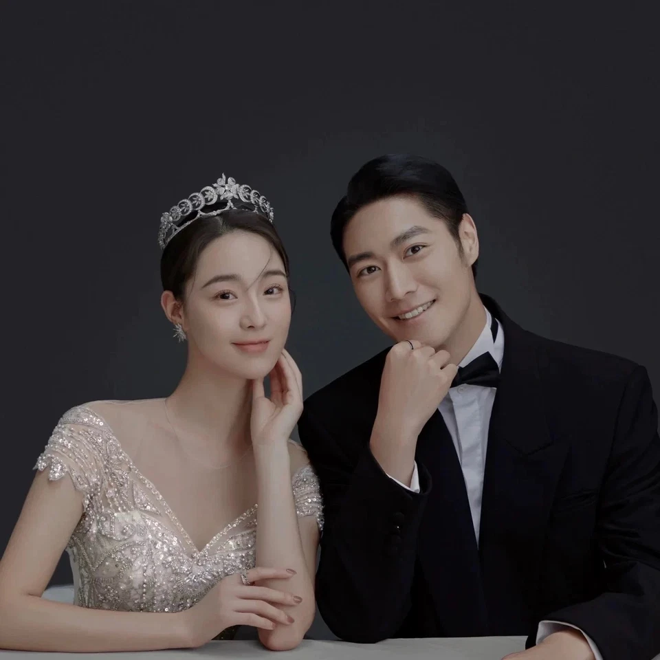 Coronas de boda de cristal de circón princesa diademas perlas novias tiara tocados  Foto 3 de 4