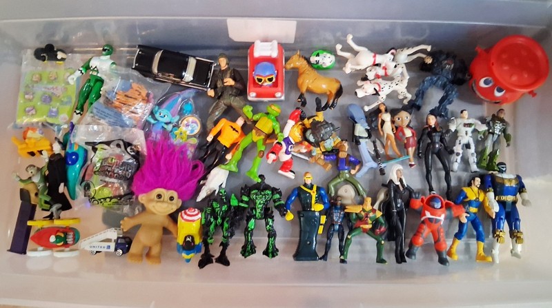 Vintage kids meal toys & other figures lot. Some unopened. See Pic For Details. 