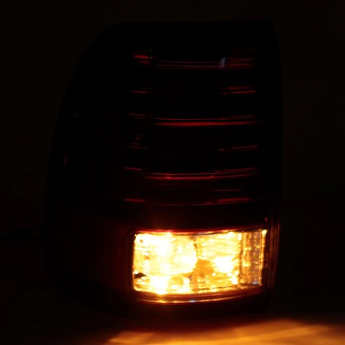 Right LED Rear Outside Tail Light Turn Signal Light For Lexus LX470 2003-2007 - Picture 6 of 6