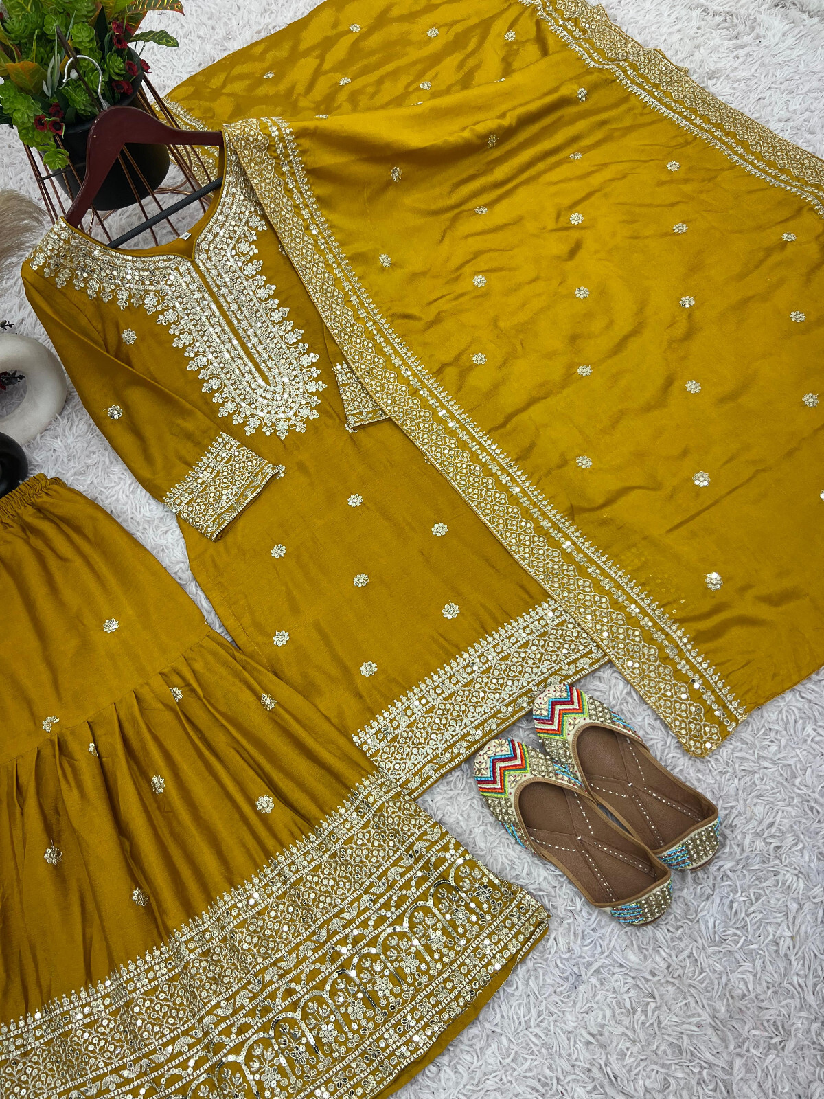 Picture 4 of 9