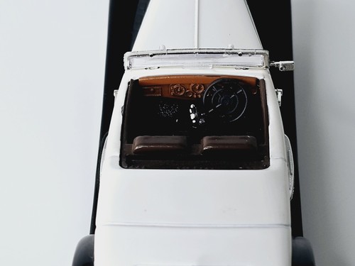 Rio - 1934 Hispano Suiza 68 White/Black - 1:43 Diecast - No Box - Picture 11 of 15