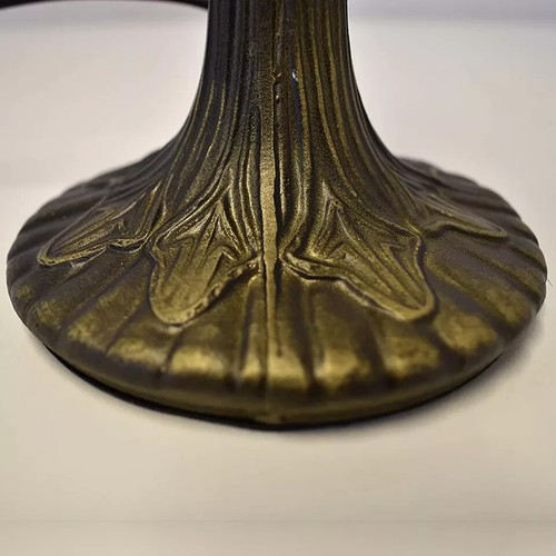 Tiffany Style Table Lamp Stained Glass Handcrafted Art Desk Light Bedside Lamps - Picture 5 of 18