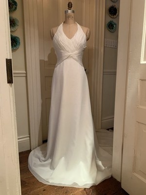 Pronovias Wedding Gown ''Himalaya'' Sz 10 White Fluted Bodice Halter Train $1,055