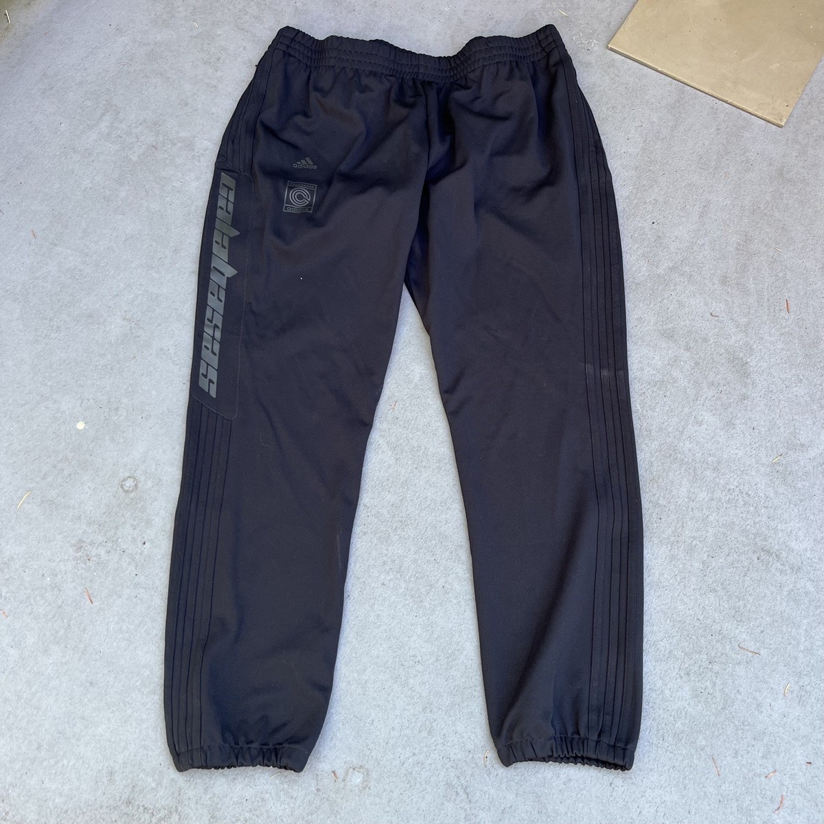 Adidas Yeezy Calabasas Track Pants Black FW17 Size XL CV8357 for