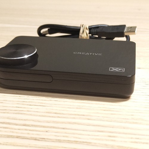 Creative Labs USB Sound Blaster X-Fi Surround 5.1 Système audio SB1090 avec câble - Photo 2/10