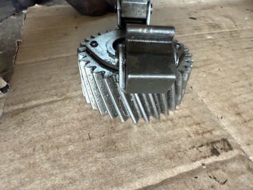 Mitsubishi Satoh Beaver S370D KE-70 4x4 Engine Block Crankshaft Govener Gear - Picture 9 of 12