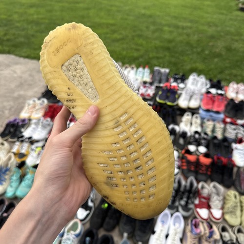 Yeezy 350 Boost V2 Box Size 8.5, EF2905, Static/Reflective - Picture 2 of 7