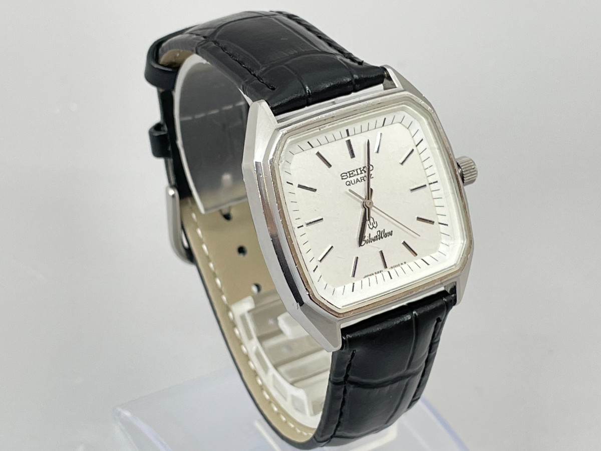 Seiko Silver Wave 8221-5000 Vintage 1980 [US Stock] Quartz Mens