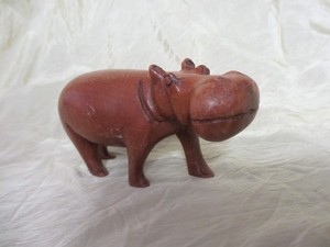 small wood carved animal HIPPOPoTAMUS hippo 3.5" L 2 1/4" H figure figurine