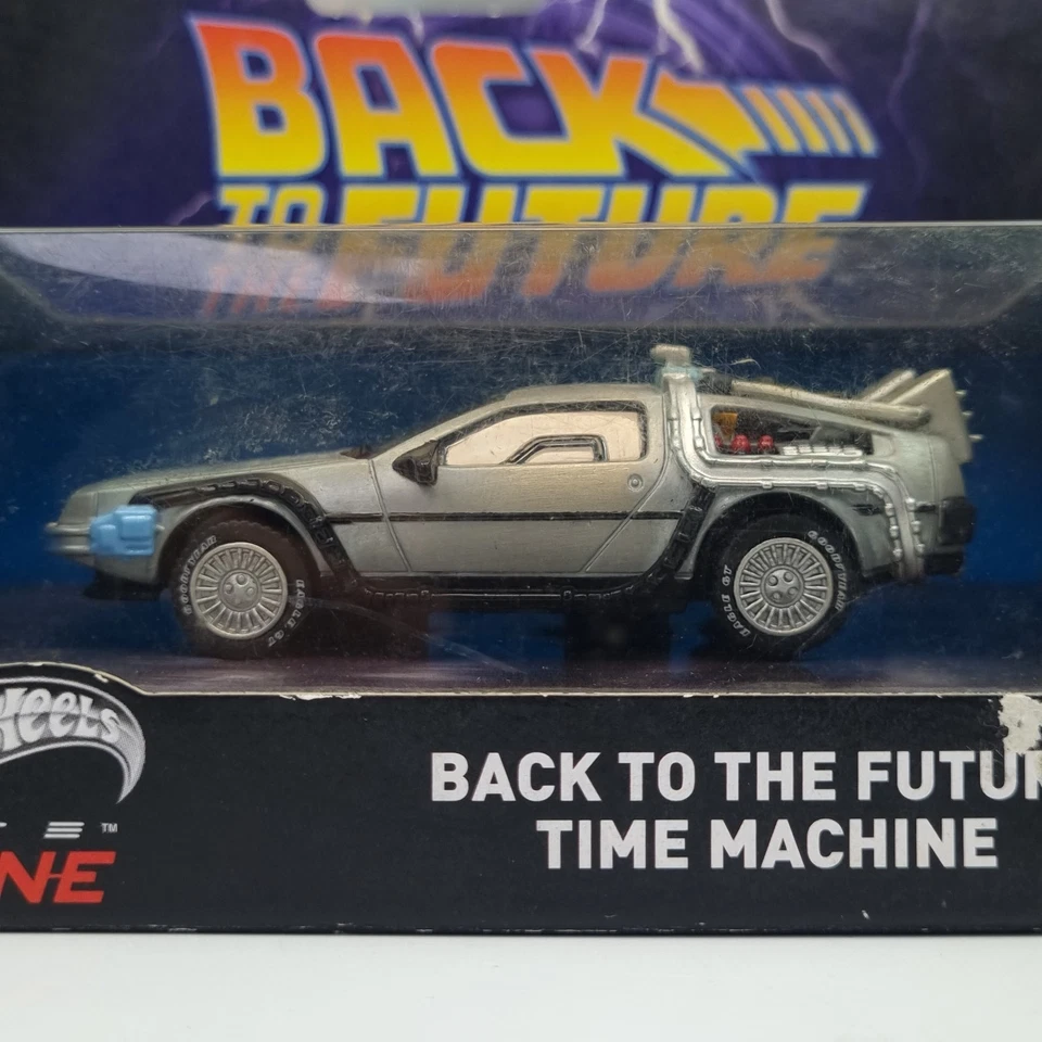 HOT WHEELS 2014 ELITE ONE BACK TO THE FUTURE DELOREAN TIME MACHINE - Image 3 of 4