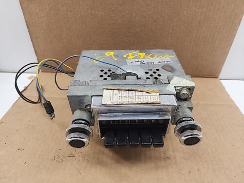 68 69 70 71 FORD RADIO AM TORINO GT RANCHERO FAIRLANE 500 FALCON MAVERICK OEM - Picture 2 of 7