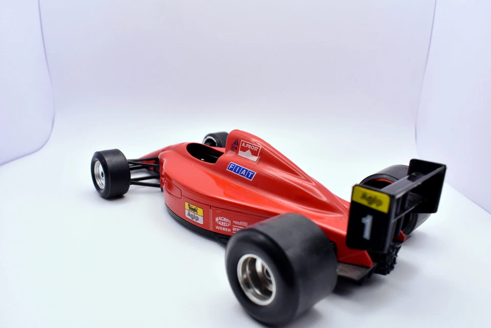 Modellini auto FORMULA 1 scala 1:24 Ferrari 641/2 Burago modellismo collezione - Immagine 3 di 3