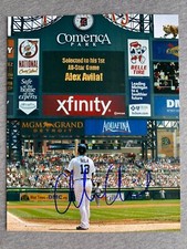 DETROIT TIGERS- ALEX AVILA AUTOGRAPH 8x10 ACTION PHOTO 2011 ALL-STAR