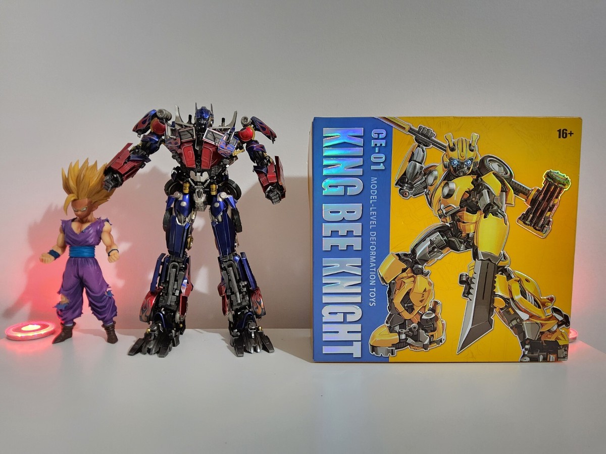 US_Transformation Cyber Era CE-01 Bumblebee Oversized Figure/LED