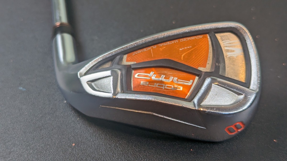Cobra Amp 8 Iron Regular Graphite Shaft Cobra Grip Cobra Amp 8 Iron Regular Graphite Shaft Cobra Grip
