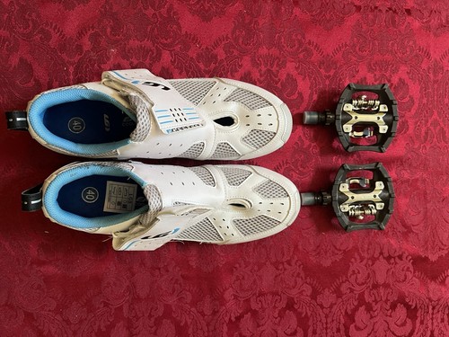 Women's Cycling Shoes Size 8.5 (EU 40) And Road Bike Pedals