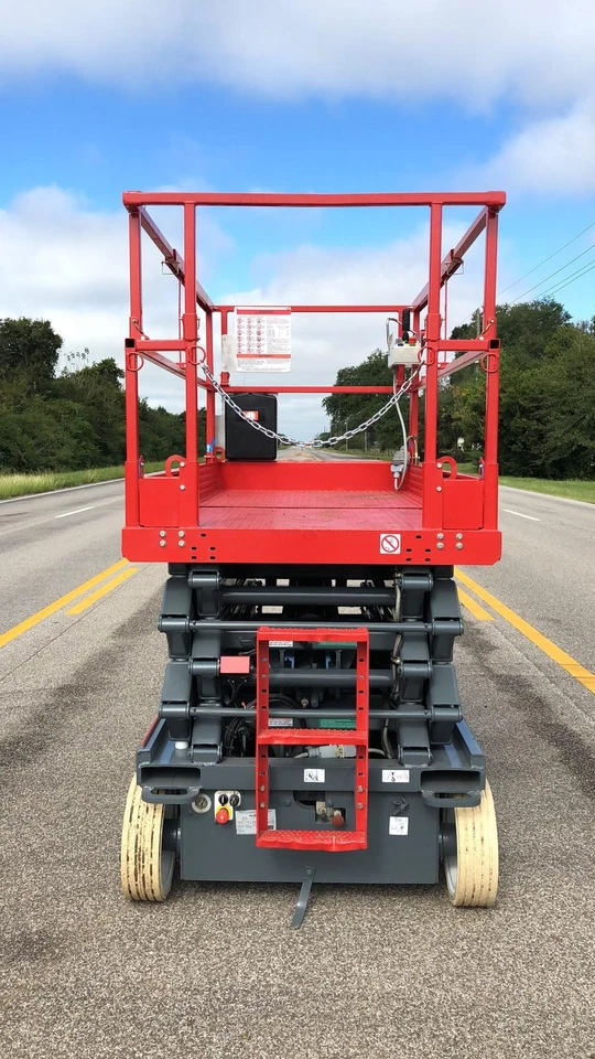 Elevador de tijera eléctrico Skyjack 4632 plataforma 32' *GARANTÍA RESTAURADA* Distribuidor   Foto 2 de 4
