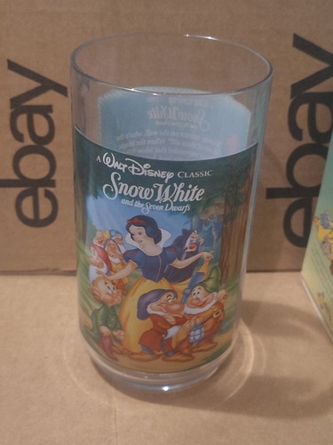 Snow White & The Seven Dwarfs Burger King Collector Series 1 Plastic Cup - Picture 6 of 12
