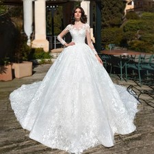 Luxury Wedding Dresses 2025 Long Sleeve Crystal Lace Appliques Scoop Bridal Gown