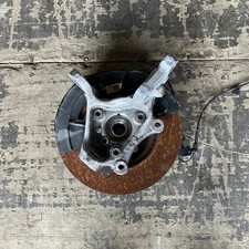 KIA Niro SG2 2022 - 2025 Left  Front wheel bearing hub V02L 