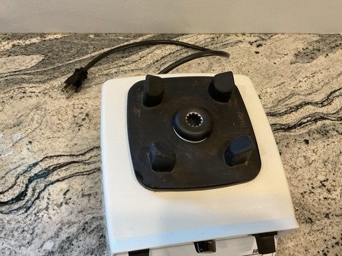 Motore frullatore Vitamix 5000 SOLO BASE bianco testato funzionante modello VM0103 - Foto 3 di 4