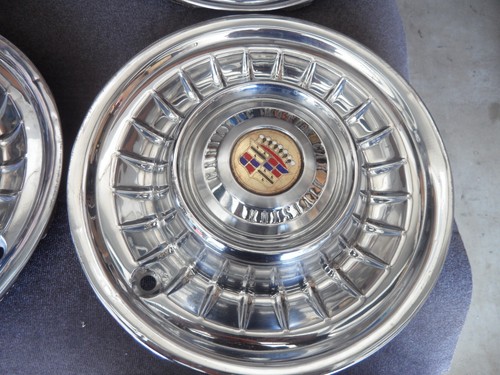 1958 59 original Cadillac Fleetwood hubcaps (4) w gold center medallions - good - Picture 10 of 16